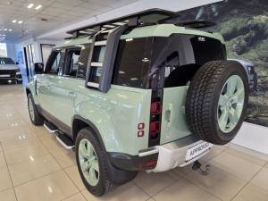 Land Rover Defender 110 D300 75 Years / 75th Limited Edition - Image 3