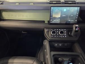 Land Rover Defender 110 D300 75 Years / 75th Limited Edition - Image 9