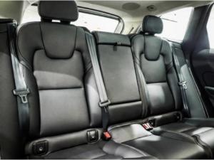 Volvo XC60 B6 AWD Ultimate Bright - Image 12
