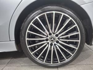 Mercedes-Benz C-Class C200 Avantgarde - Image 16