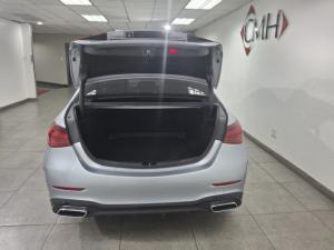 Mercedes-Benz C-Class C200 Avantgarde - Image 5
