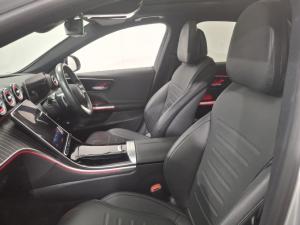 Mercedes-Benz C-Class C200 Avantgarde - Image 7