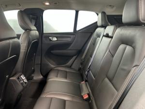 Volvo XC40 B4 Plus Dark - Image 7