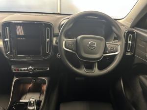 Volvo XC40 B4 Plus Dark - Image 9