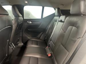 Volvo XC40 B4 Plus Dark - Image 7