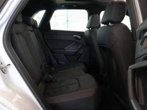 Audi Q3 40TFSI quattro Advanced - Image 15