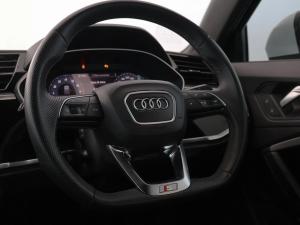 Audi Q3 40TFSI quattro Advanced - Image 19