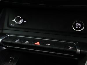 Audi Q3 40TFSI quattro Advanced - Image 21
