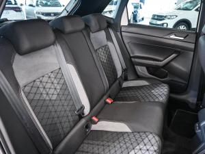 Volkswagen Polo hatch 1.0TSI R-Line - Image 16