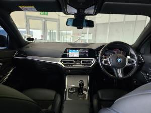 BMW 3 Series 320d Mzansi Edition - Image 11
