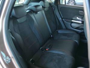 Mercedes-Benz GLA GLA200d Progressive - Image 16