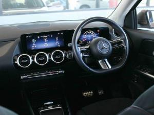 Mercedes-Benz GLA GLA200d Progressive - Image 20