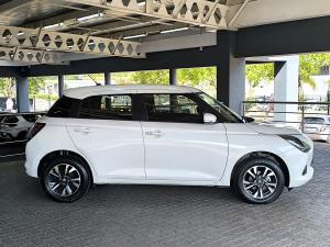 Suzuki Swift 1.2 GLX manual - Image 8