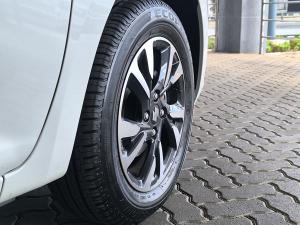 Suzuki Swift 1.2 GLX manual - Image 9
