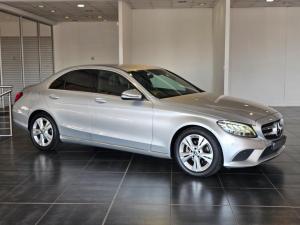 Mercedes-Benz C-Class C180 Avantgarde auto - Image 1