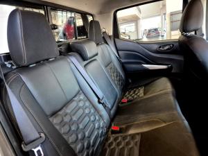 Nissan Navara 2.5DDTi double cab LE Plus - Image 10