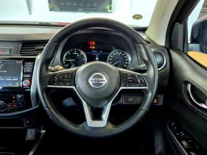 Nissan Navara 2.5DDTi double cab LE Plus - Image 14