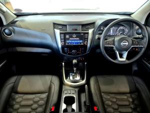 Nissan Navara 2.5DDTi double cab LE Plus 4x4 - Image 11