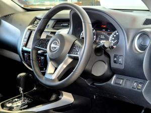 Nissan Navara 2.5DDTi double cab LE Plus 4x4 - Image 17