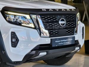 Nissan Navara 2.5DDTi double cab LE Plus 4x4 - Image 4