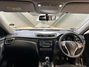 Nissan X-Trail 2.0 XE - Image 11