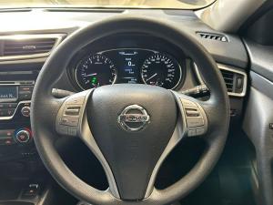 Nissan X-Trail 2.0 XE - Image 8