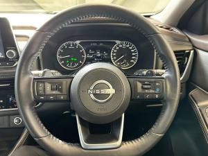 Nissan X-Trail 2.5 Acenta - Image 11