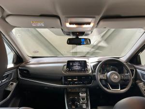 Nissan X-Trail 2.5 Acenta - Image 15