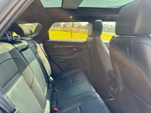 Land Rover Range Rover Evoque D200 R-Dynamic HSE - Image 15