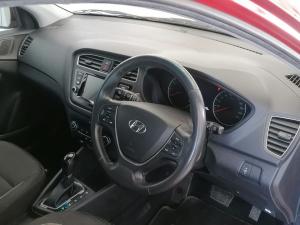 Hyundai i20 1.4 Fluid auto - Image 10