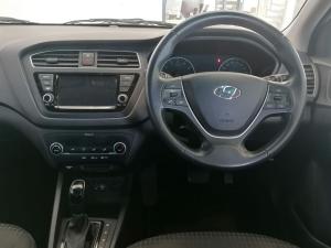 Hyundai i20 1.4 Fluid auto - Image 13