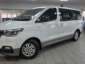 Hyundai H-1 2.4 bus GLS - Image 20