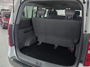 Hyundai H-1 2.4 bus GLS - Image 8