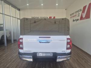 Toyota Hilux 2.8GD-6 double cab 4x4 Raider auto - Image 5
