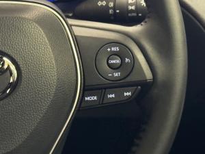 Toyota Corolla Cross 1.8 HEV XS - Image 10