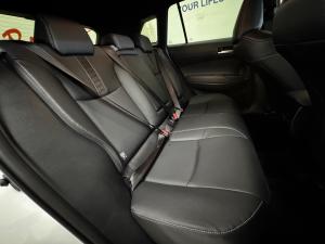 Toyota Corolla Cross 1.8 HEV XS - Image 16