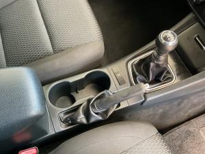 Toyota Corolla Quest 1.8 Plus manual - Image 12