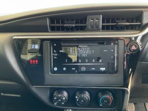 Toyota Corolla Quest 1.8 Plus manual - Image 14