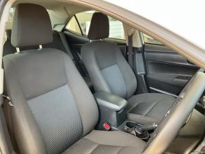 Toyota Corolla Quest 1.8 Plus manual - Image 17