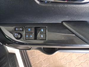 Toyota Hilux 2.8GD-6 Xtra cab Legend auto - Image 10