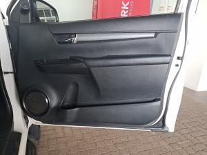 Toyota Hilux 2.8GD-6 Xtra cab Legend auto - Image 11