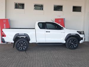 Toyota Hilux 2.8GD-6 Xtra cab Legend auto - Image 3