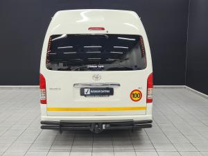 Toyota Hiace 2.5D-4D bus 14-seater GL - Image 5