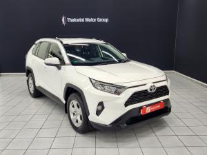 Toyota RAV4 2.0 GX auto - Image 1