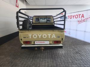 Toyota Land Cruiser 79 4.5D-4D V8 single cab LX - Image 5