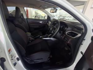 Toyota Starlet Cross 1.5 XR auto - Image 7