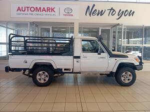Toyota Land Cruiser 79 4.5D-4D V8 single cab LX - Image 3
