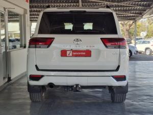 Toyota Land Cruiser 300 3.3D ZX - Image 5