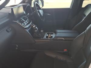 Toyota Land Cruiser 300 3.3D ZX - Image 17