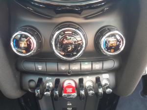 MINI Hatch John Cooper Works Hatch 3-door - Image 14